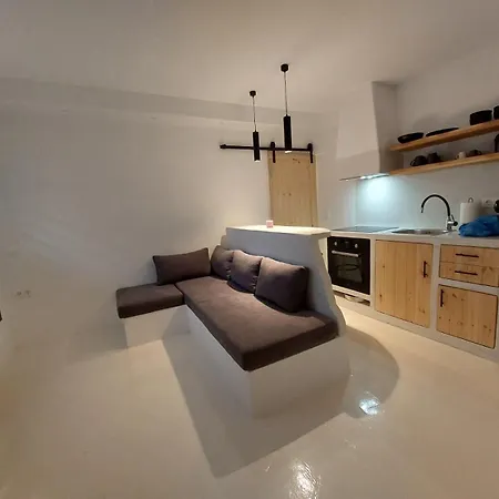 Apartment Josephine's Place B